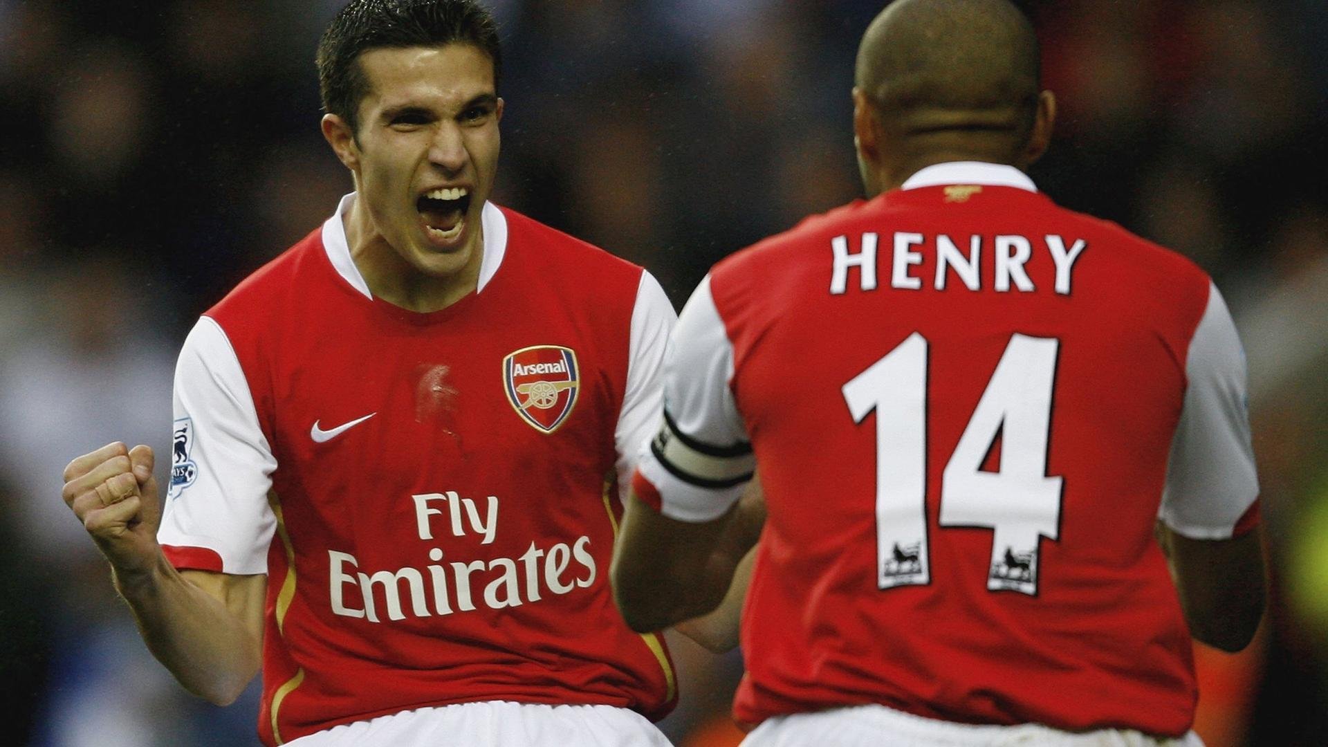 “尼古拉斯·桑特基的领导力与冷静决策,为美洲狮队打下坚实基础”